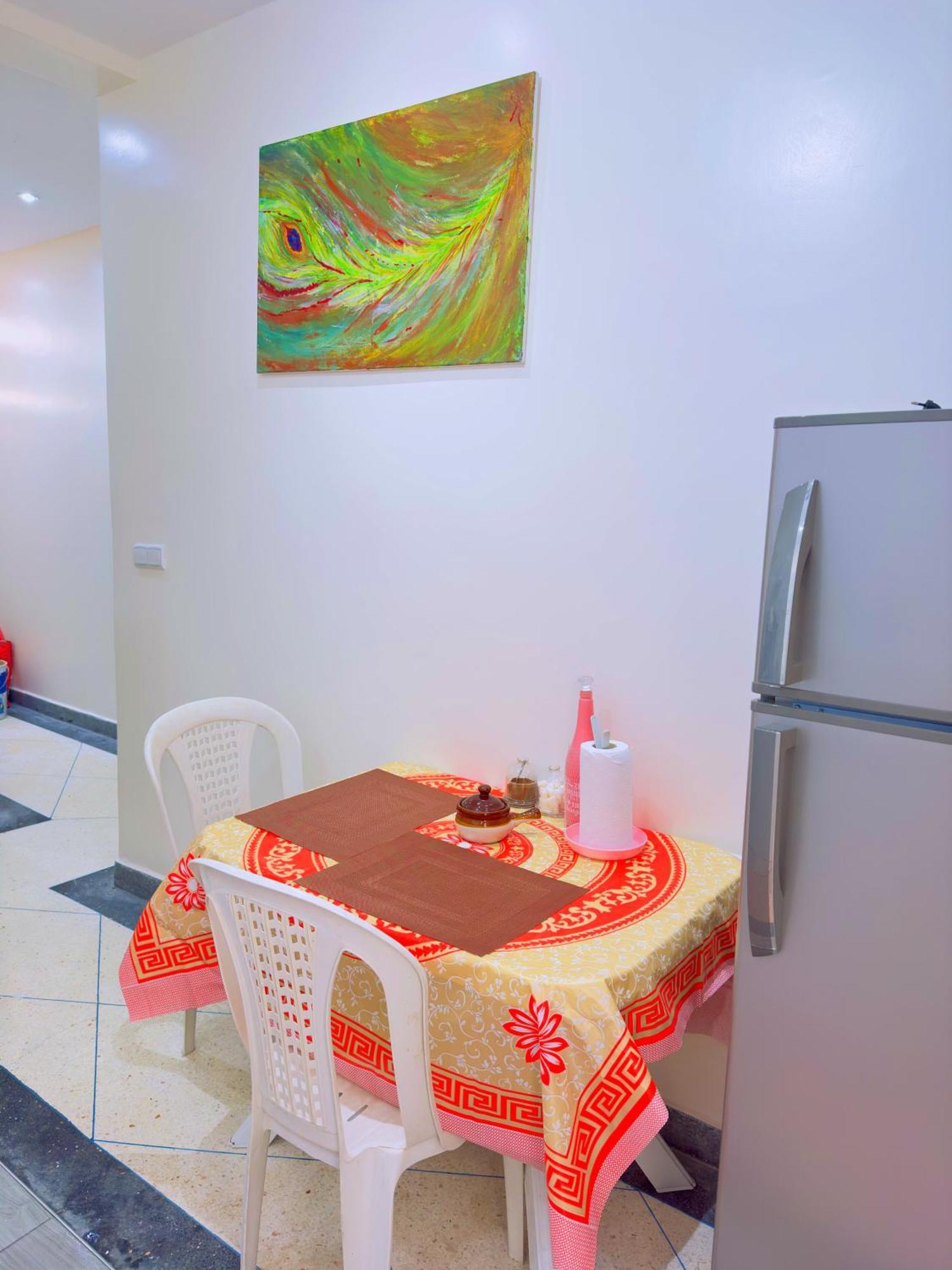 Quiet Central Home Near Beach - High Speed Wifi, Free Parking & Private Entry 아가디르 외부 사진