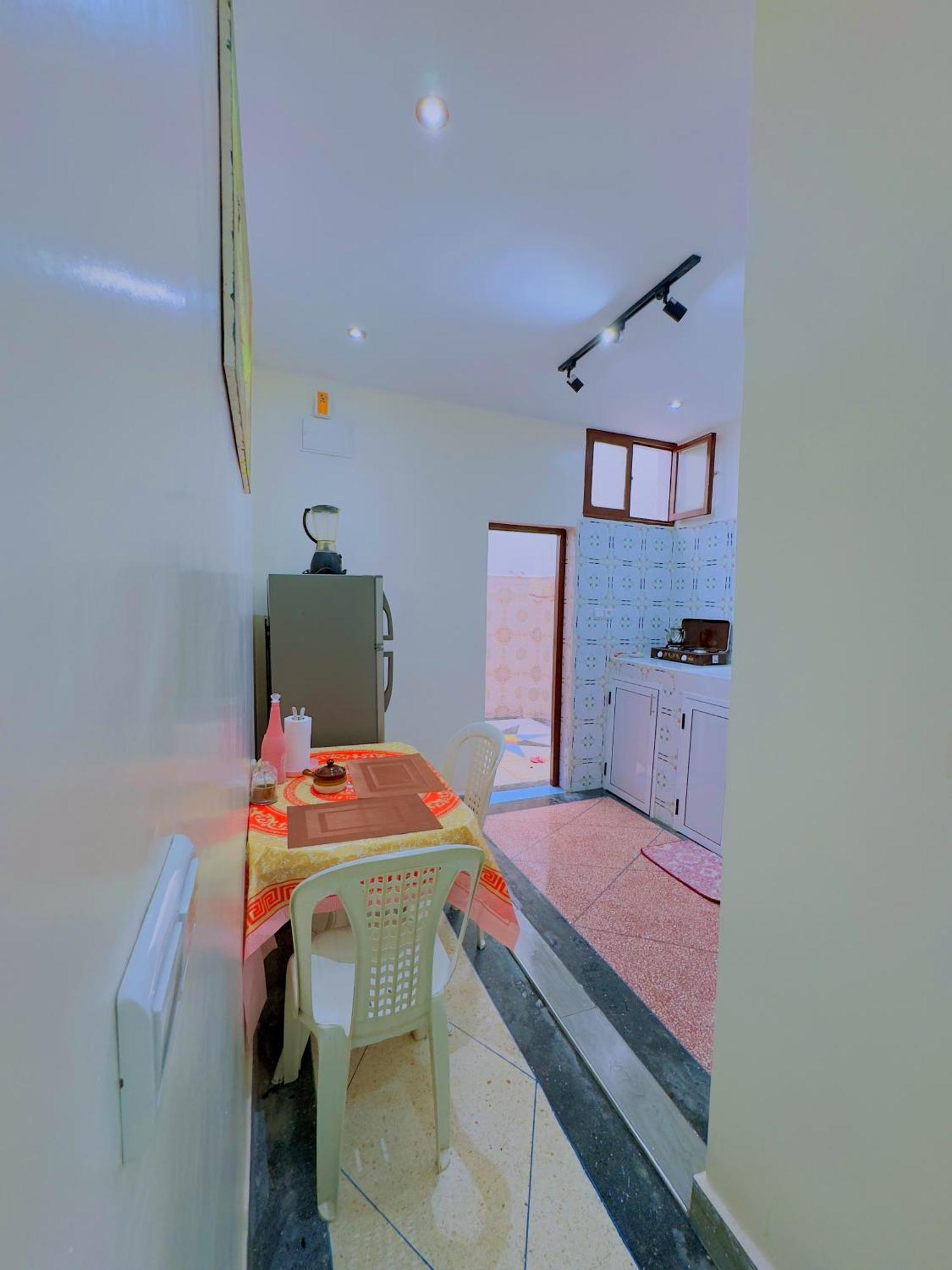 Quiet Central Home Near Beach - High Speed Wifi, Free Parking & Private Entry 아가디르 외부 사진