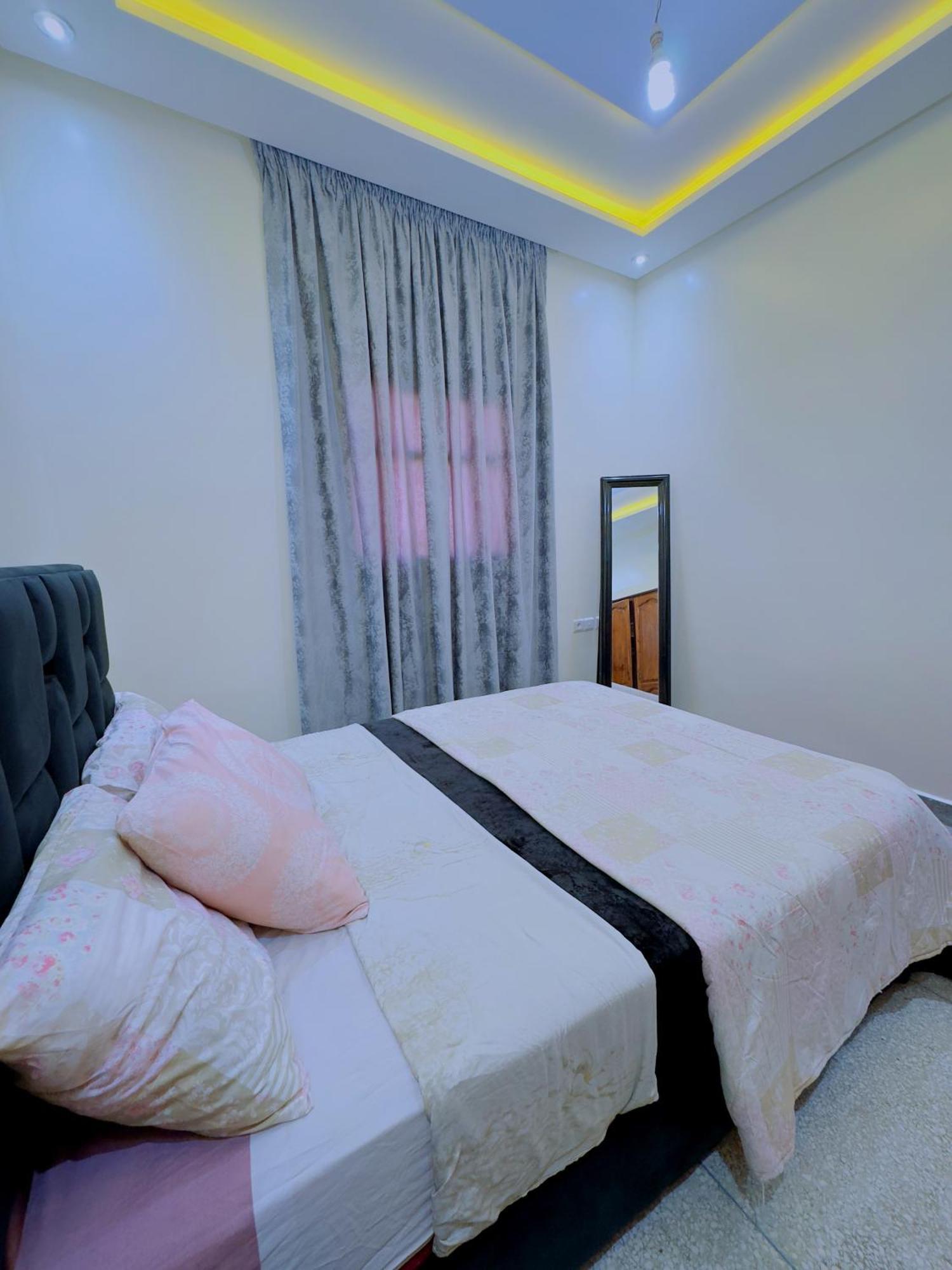Quiet Central Home Near Beach - High Speed Wifi, Free Parking & Private Entry 아가디르 외부 사진